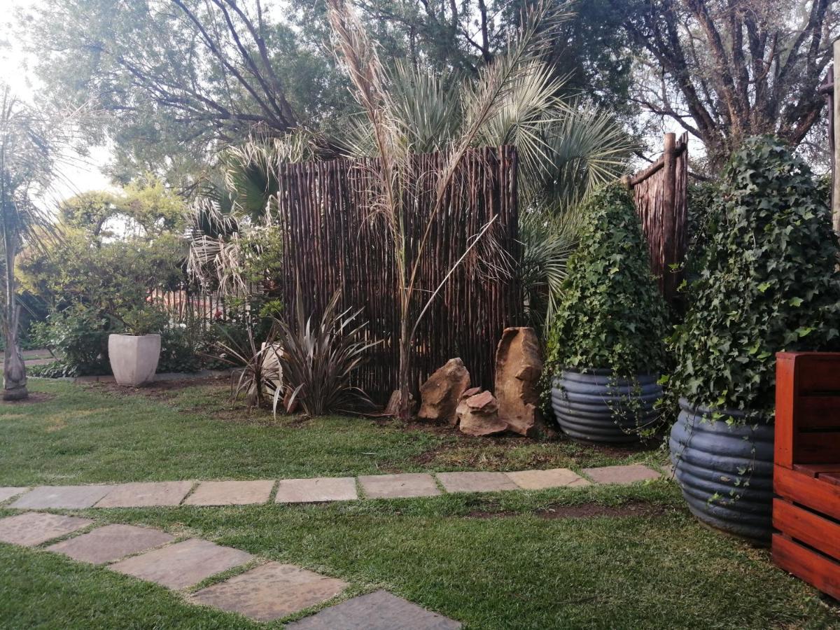 Roxy'S Rest Guest House Vanderbijlpark Ngoại thất bức ảnh