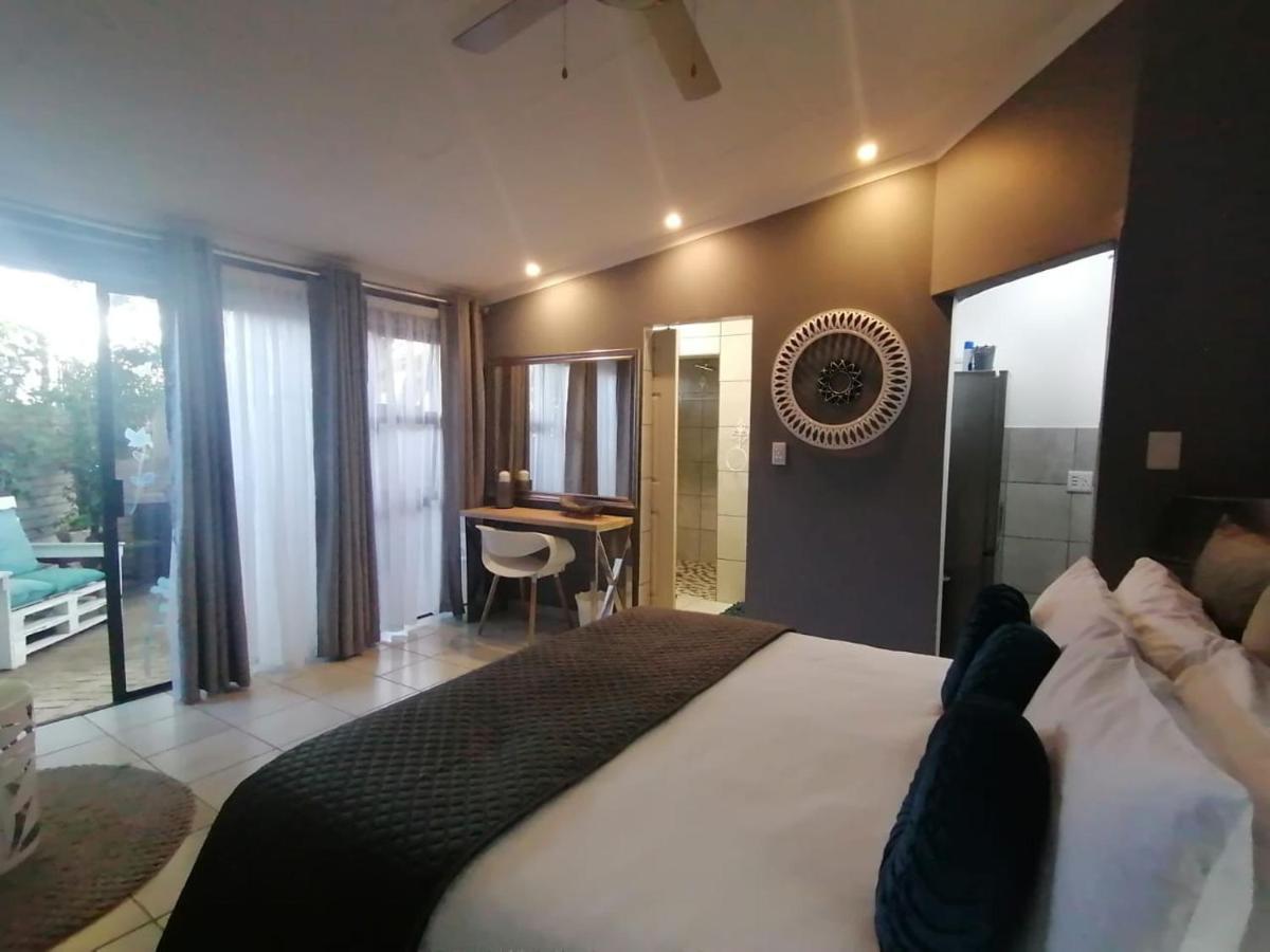 Roxy'S Rest Guest House Vanderbijlpark Ngoại thất bức ảnh